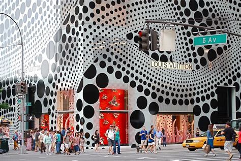 louis vuitton new york kusama